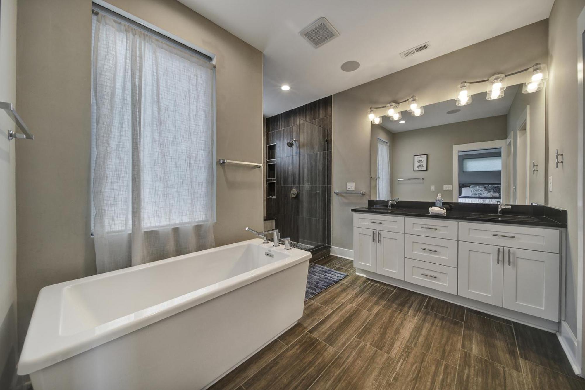 906 Westbrook B City Views Rooftop Hot Tub And Short Walk To Stadium シャーロット エクステリア 写真