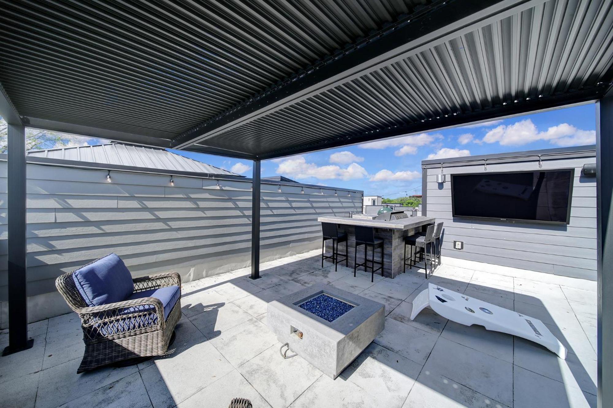 906 Westbrook B City Views Rooftop Hot Tub And Short Walk To Stadium シャーロット エクステリア 写真