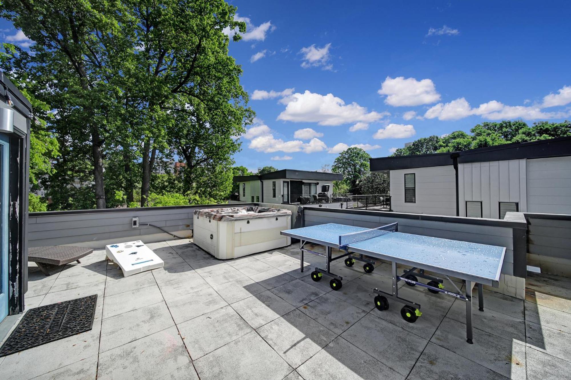 906 Westbrook B City Views Rooftop Hot Tub And Short Walk To Stadium シャーロット エクステリア 写真