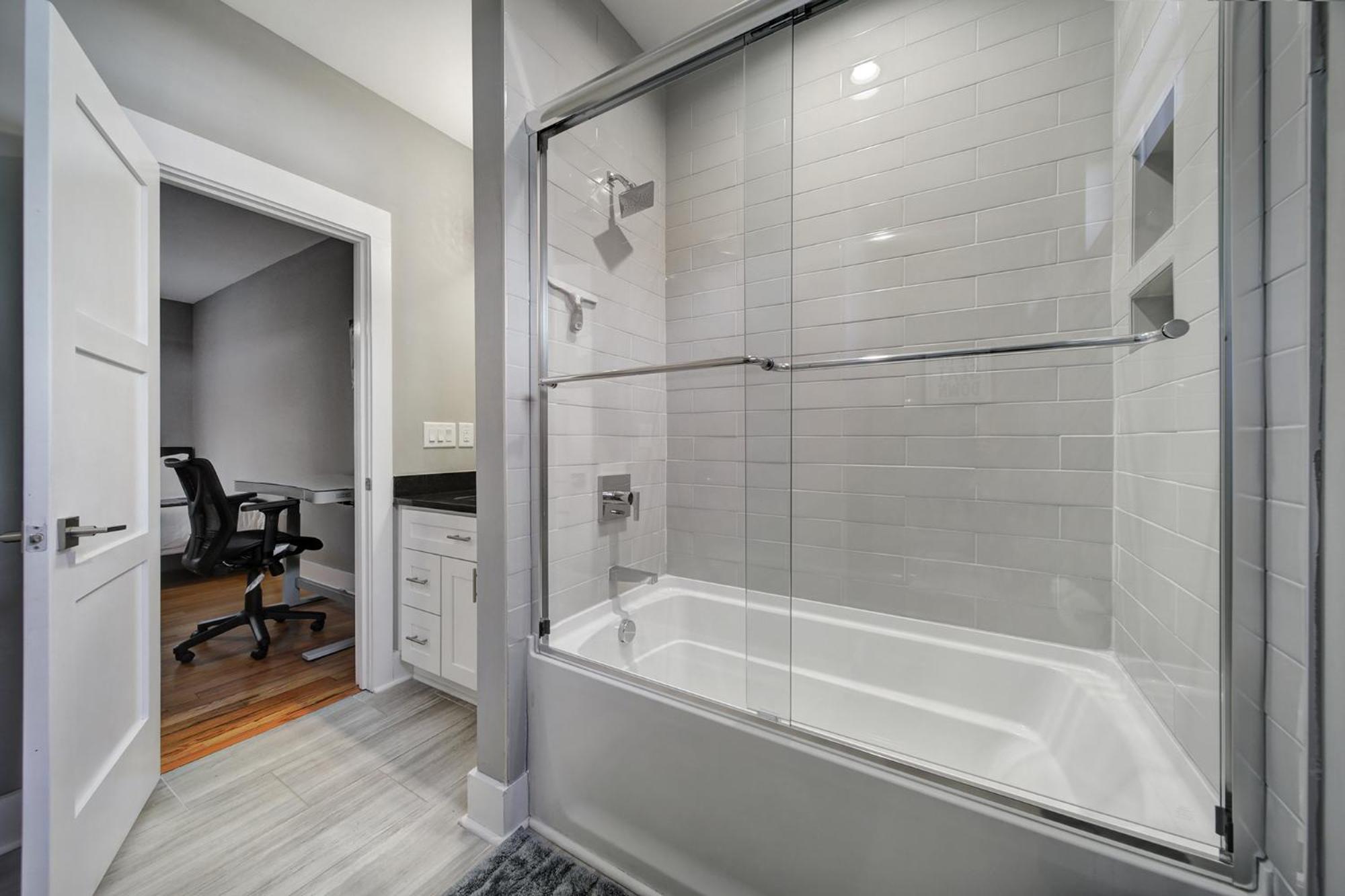 906 Westbrook B City Views Rooftop Hot Tub And Short Walk To Stadium シャーロット エクステリア 写真