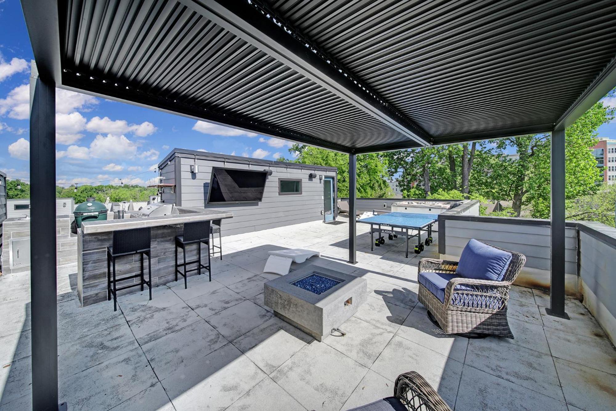 906 Westbrook B City Views Rooftop Hot Tub And Short Walk To Stadium シャーロット エクステリア 写真